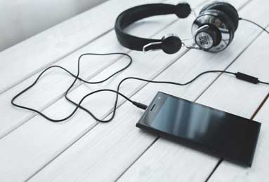 博鱼体育登录入口-防守改变霍勒迪作用凸显 首战憾负雄鹿仍有闪光点